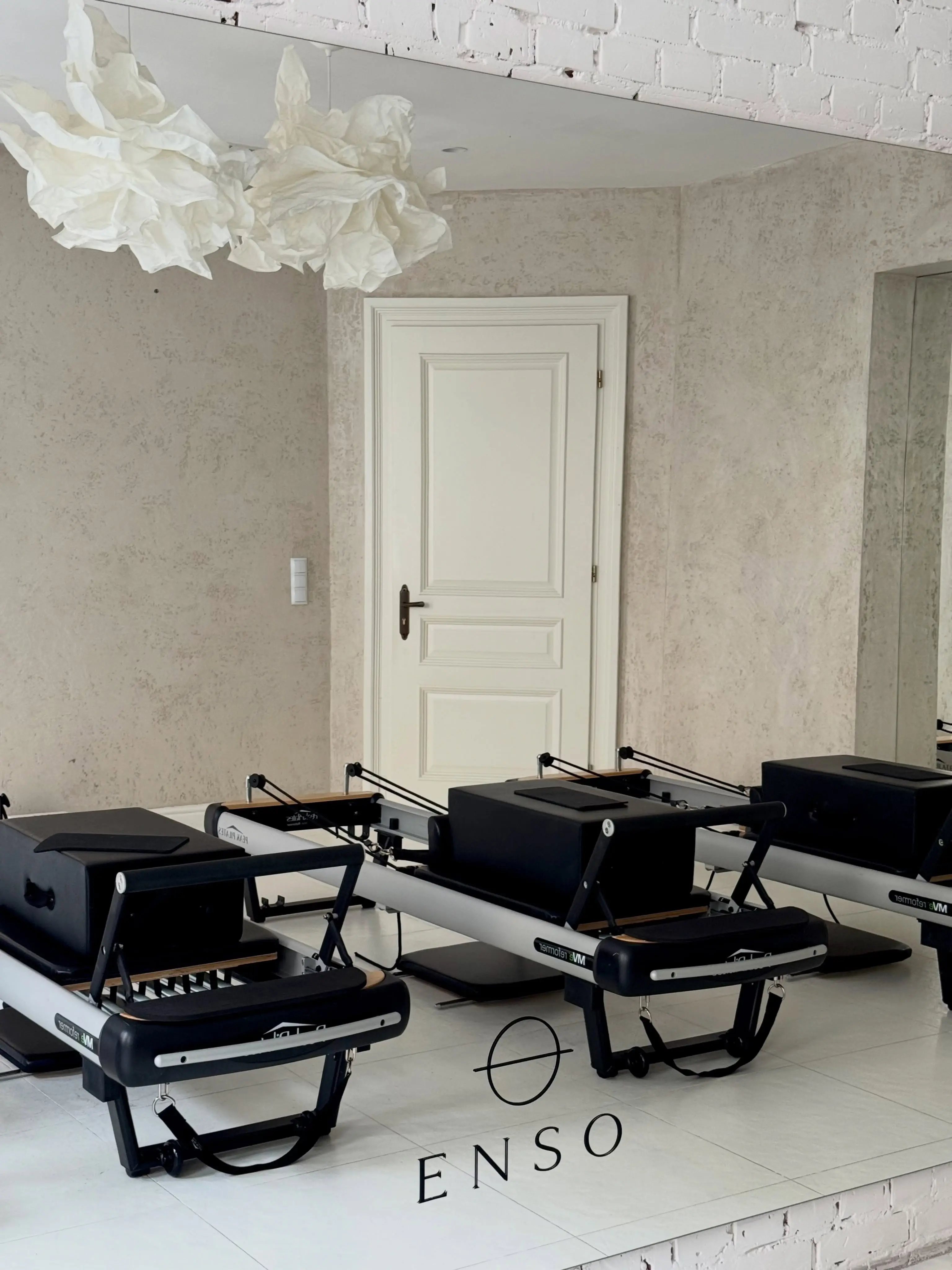 Sala zajęć w butikowym studiu pilates ENSO w Katowicach